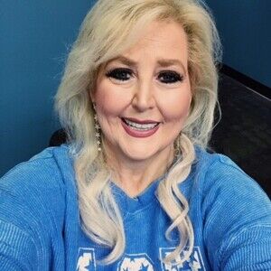 Meet your Posher, Wendy